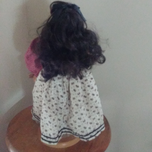 Raikes Hand Carved Wooden Doll Abigail 1991 - Picture 2 of 8